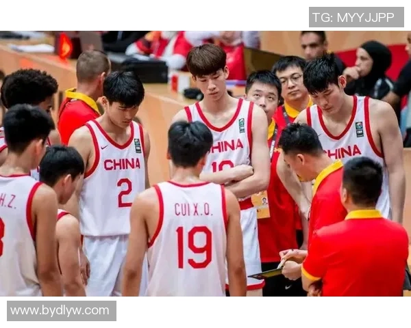 中国国奥男篮迎战韩国队全力争胜展现青春风采与拼搏精神 中国国奥男篮迎战韩国队全力争胜展现青春风采与拼搏精神