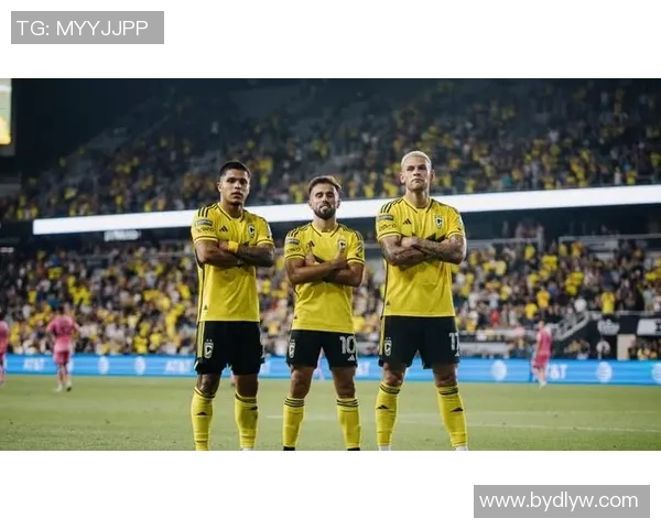 哥伦布机员与新英格兰的激烈对决揭示了球队实力的较量与未来的希望